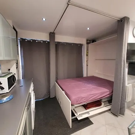 Appartement De En Rez-de-chaussee *